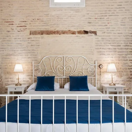 Unika Homes Hombre De Piedra Appartamento Siviglia
